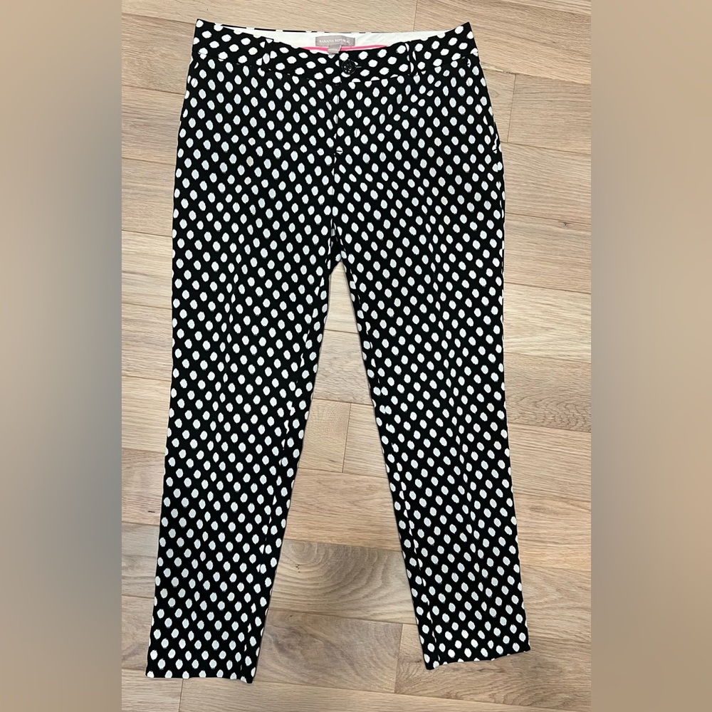 Banana republic polka dot tapered slim fit cropped pants size 2